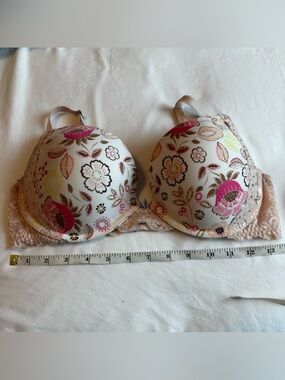 Victoria’s Secret Dream Angels Push-Up Bra – 36D – Floral Print